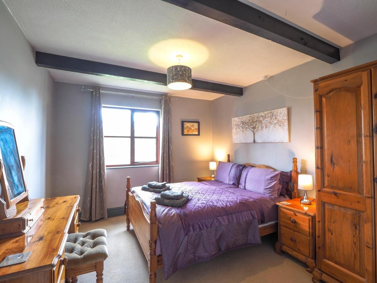 Holiday home Trenewydd Farm