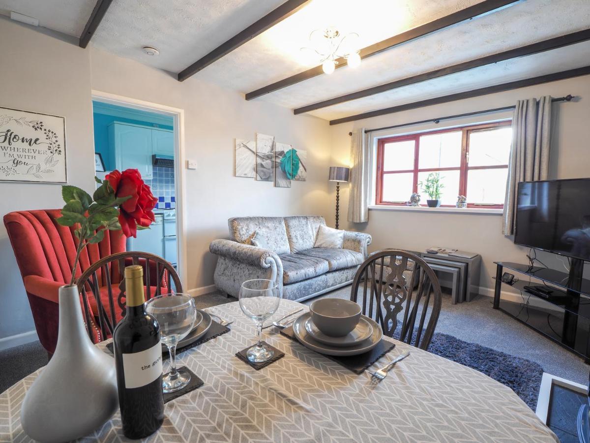 Holiday home Trenewydd Farm Cardigan